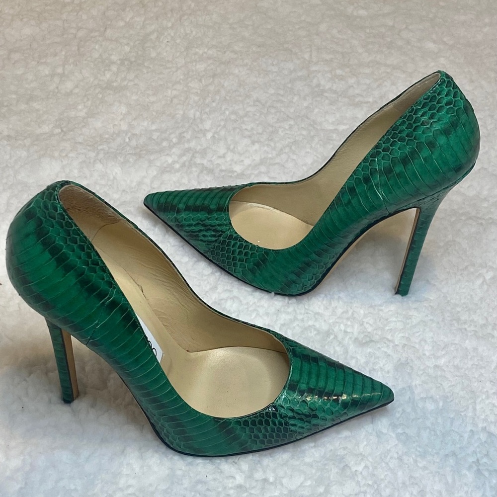Jimmy Choo Green Snakeskin Pointed-Toe Pump 36.5